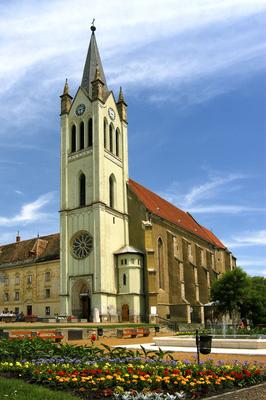 Keszthely, Magyarok Nagyasszonya-templom-stock-foto
