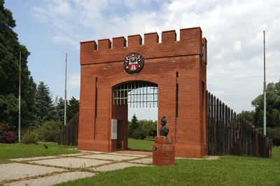 Nagykanizsa, Várkapu emlékmű-stock-foto