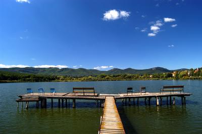 Diósjenői-tó-stock-foto