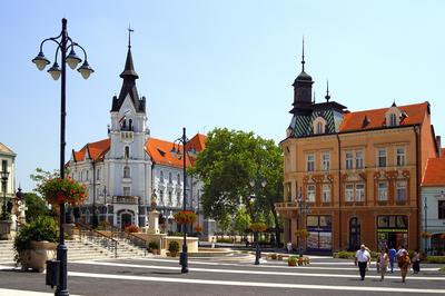 Kaposvár, a Városháza a Kossuth téren-stock-photo