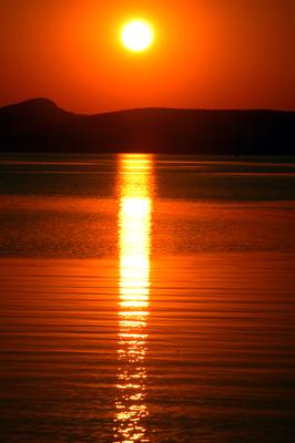 Naplemente a Balatonon-stock-foto