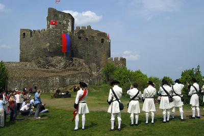 Hollókő, Pünkösdi Várjátékok-stock-foto
