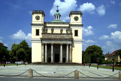 Vác, Nagyboldogasszony-székesegyház-stock-foto
