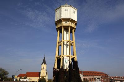 A víztorony Siófok belvárosában-stock-foto