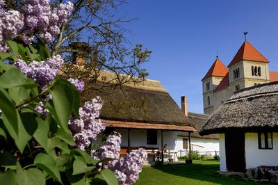 Ócsai Tájház és Skanzen-stock-foto