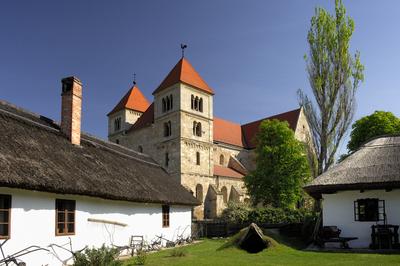 Ócsai Tájház és Skanzen-stock-foto