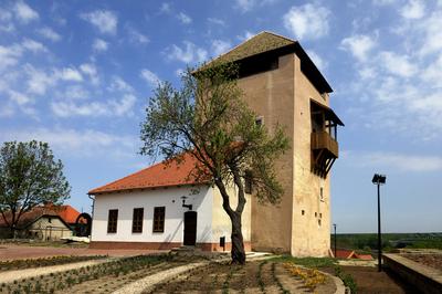 Dunaföldvár, Csonka-torony-stock-foto