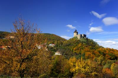 Somoskő vára-stock-foto