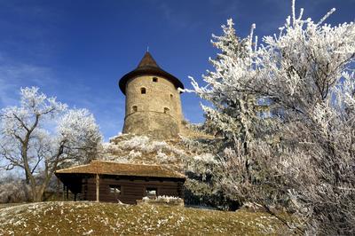 Somoskő vára-stock-foto