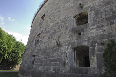 Komárom, Monostori erőd-stock-foto