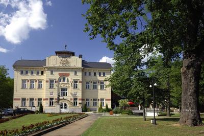 Nyíregyháza (Sóstófürdő), Krúdy Vigadó-stock-foto