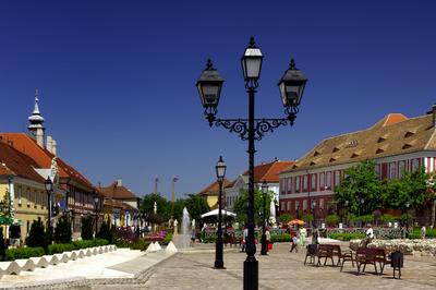Vác belvárosa (Március 15. tér)-stock-foto