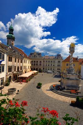 Sopron belvárosa (Fő tér)-stock-foto