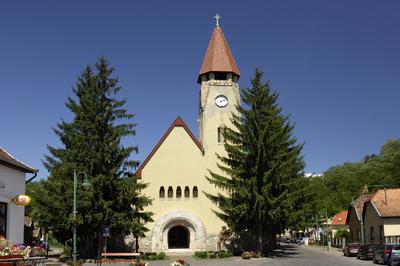 Zebegény, Római katolikus templom-stock-foto
