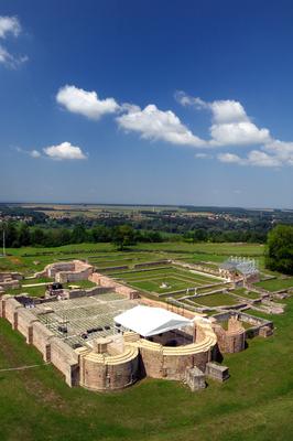 Somogyvár, a Szent Egyed bencés apátság romjai-stock-foto