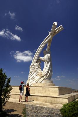 Esztergom, István megkoronázása című szobor-stock-foto