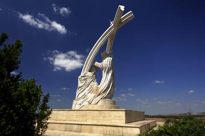 Esztergom, István megkoronázása című szobor-stock-foto