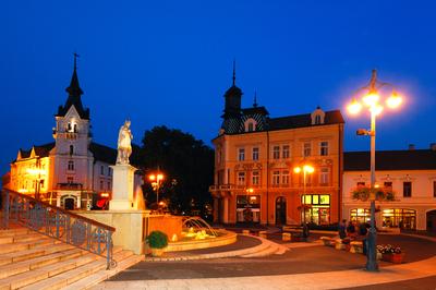 Kaposvár belvárosa (Kossuth tér)-stock-photo