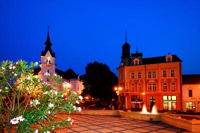 Kaposvár belvárosa (Kossuth tér)-stock-photo