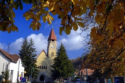 Zebegény, Római katolikus templom-stock-foto