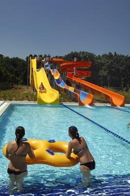 Sárvári Gyógy- és Wellnessfürdő-stock-foto