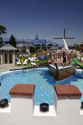 Sárvári Gyógy- és Wellnessfürdő-stock-foto