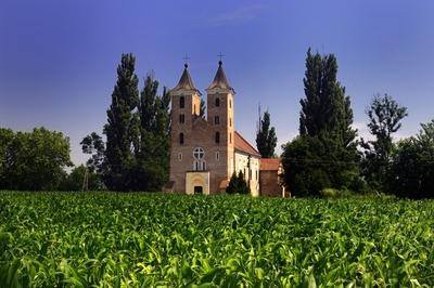 Árpás, Szent Jakab apostol templom-stock-photo