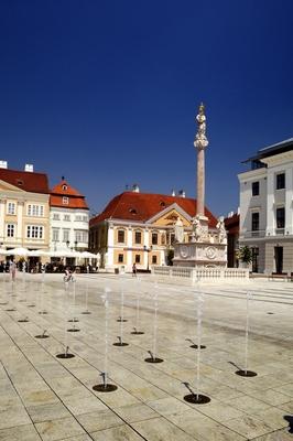 Győr, Széchenyi tér-stock-foto