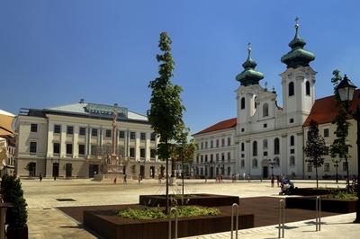Győr, Széchenyi tér-stock-foto