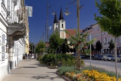 Zalaegerszeg megszépült városközpontja-stock-foto