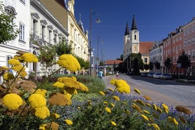 Zalaegerszeg megszépült városközpontja-stock-foto