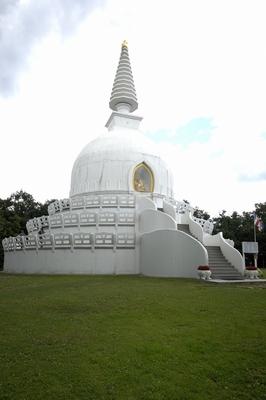 Zalaszántói Béke-sztúpa-stock-foto