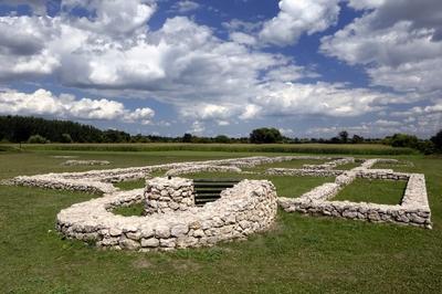 Zalavár, Szent Adorján-bazilika romjai-stock-foto