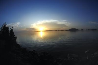 Balatoni naplemente Fonyódon-stock-foto