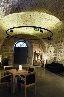 Esztergom, Prímás pince-stock-foto