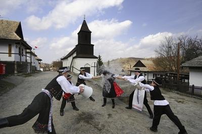 Hollókői Húsvéti Fesztivál-stock-foto