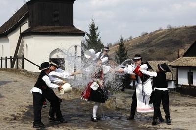 Hollókői Húsvéti Fesztivál-stock-foto