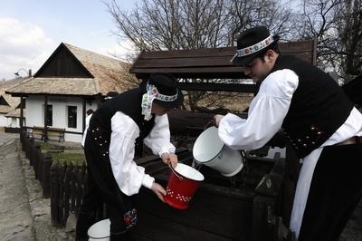 Hollókői Húsvéti Fesztivál-stock-foto