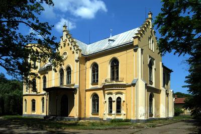 Bélmegyer, Wenckheim-vadászkastély-stock-foto