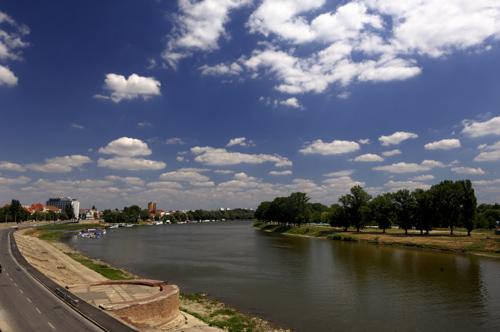 A Tisza folyó Szegeden-stock-foto