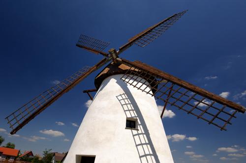 A Szeged-Kiskundorozsmai szélmalom-stock-foto