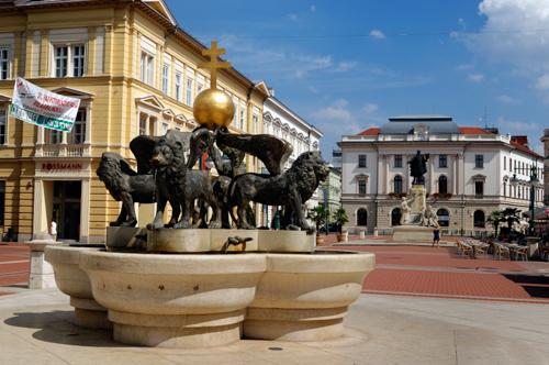 Szeged, Millenniumi díszkút-stock-foto
