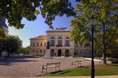 Szentes, Megyeháza Konferencia és Kulturális Központ-stock-foto