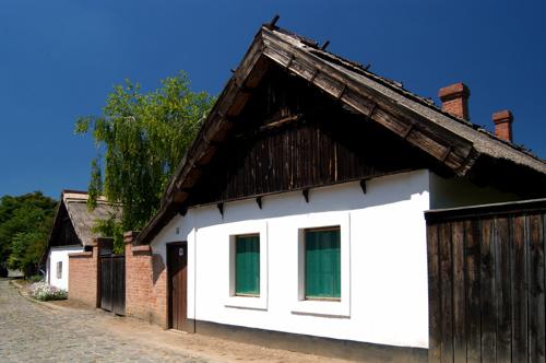 Csongrád - Belsőváros, népi lakóházak-stock-foto