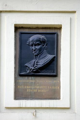 Debrecen, Kölcsey Ferenc bronz reliefje-stock-foto