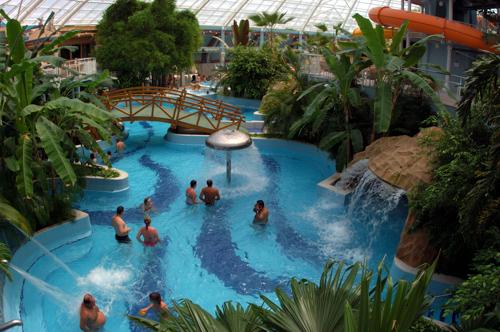 Debrecen, Aquaticum Mediterrán Élményfürdő-stock-foto