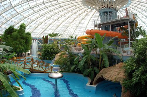 Debrecen, Aquaticum Mediterrán Élményfürdő-stock-foto