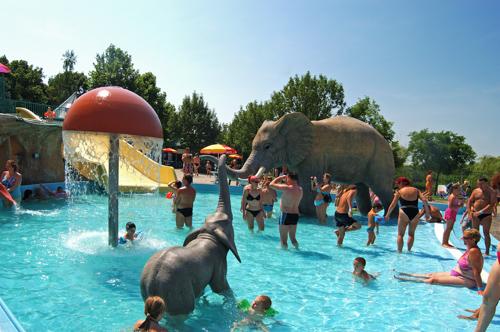 Hajdúszoboszló, Hungarospa Strand- és Gyógyfürdő-stock-foto