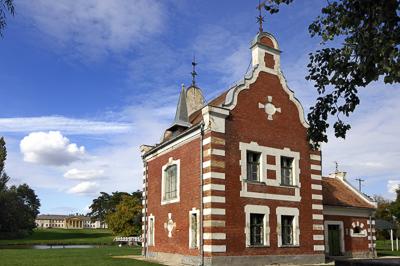 Dég, a hollandi ház a Festetics-kastély parkjában-stock-foto