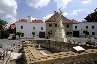 Győr, Apor Vilmos püspök tere-stock-foto